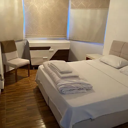 Turkuaz Sitesi Sea Side Penthouse 키레니아
